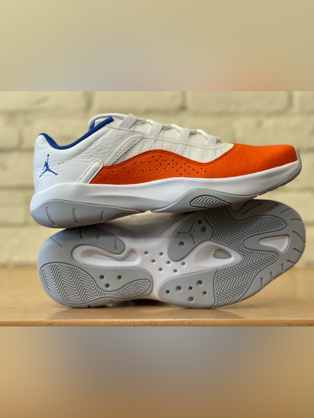 Nike Air Jordan 11 CMFT Low Comfort Wheaties New York Knicks CW0784-108 Men 11